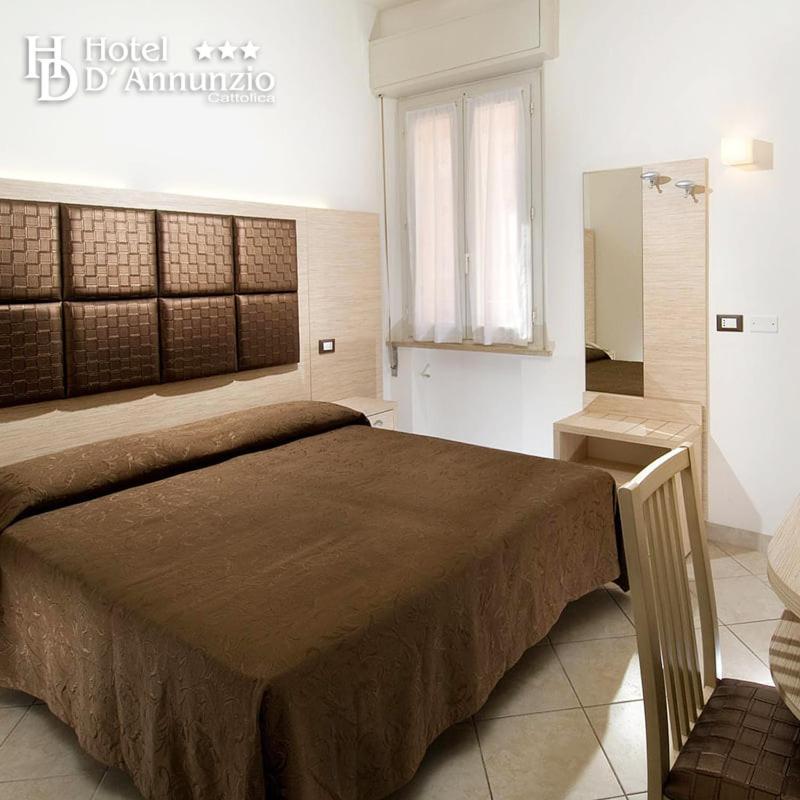 קאטוליקה Hotel D'Annunzio מראה חיצוני תמונה