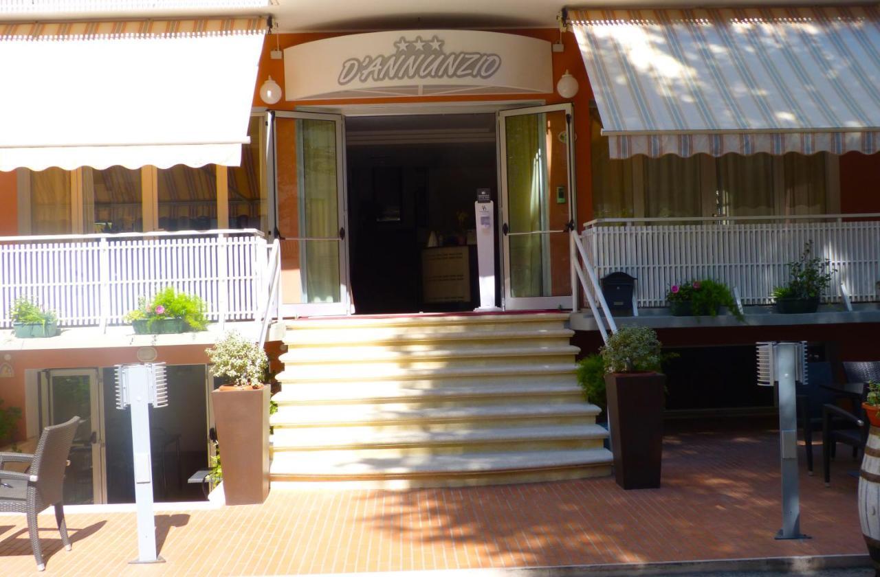 קאטוליקה Hotel D'Annunzio מראה חיצוני תמונה