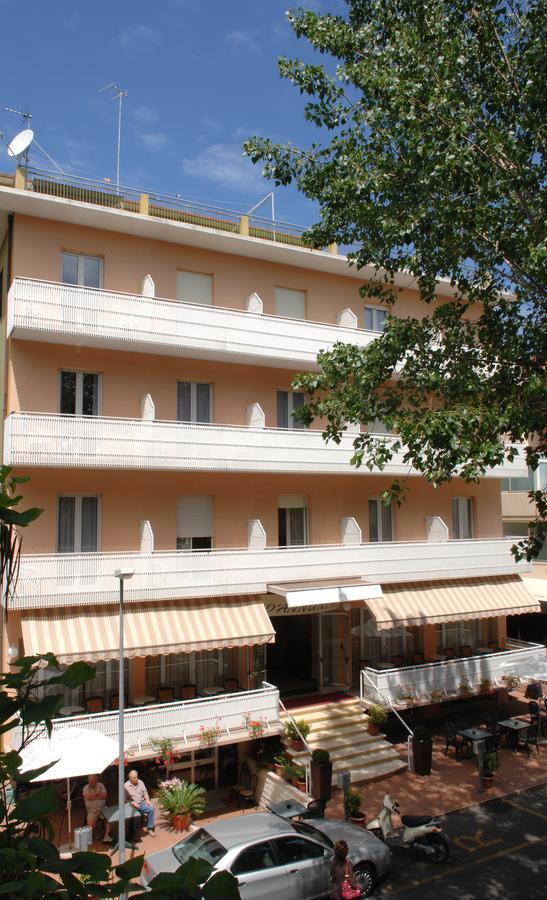 קאטוליקה Hotel D'Annunzio מראה חיצוני תמונה