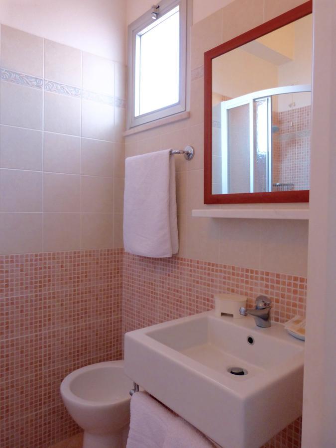 קאטוליקה Hotel D'Annunzio מראה חיצוני תמונה