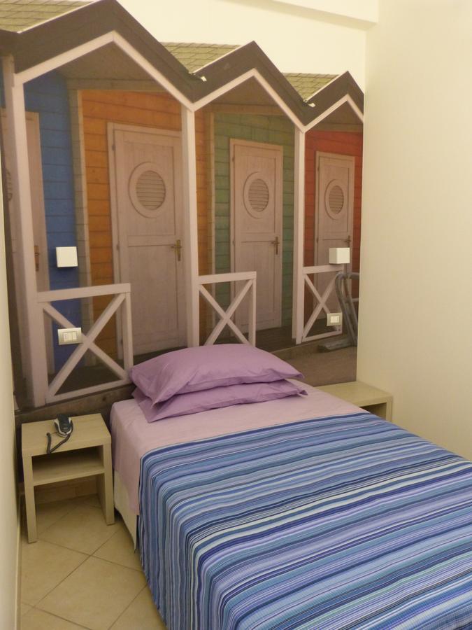 קאטוליקה Hotel D'Annunzio מראה חיצוני תמונה